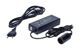 Voeding 6 Ampere aan sigarettenplug vrouwelijk